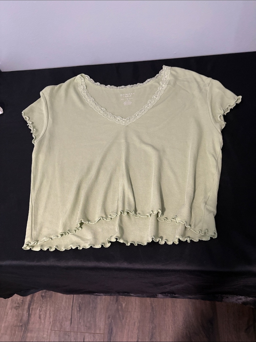 Light Green Lace-Trim Ribbed V-Neck Crop Top